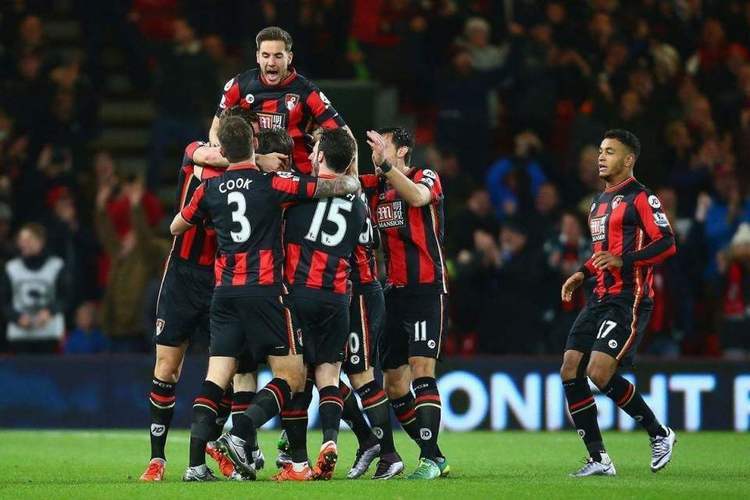 纷繁交织的战术角逐，球员们全力以赴的简单介绍