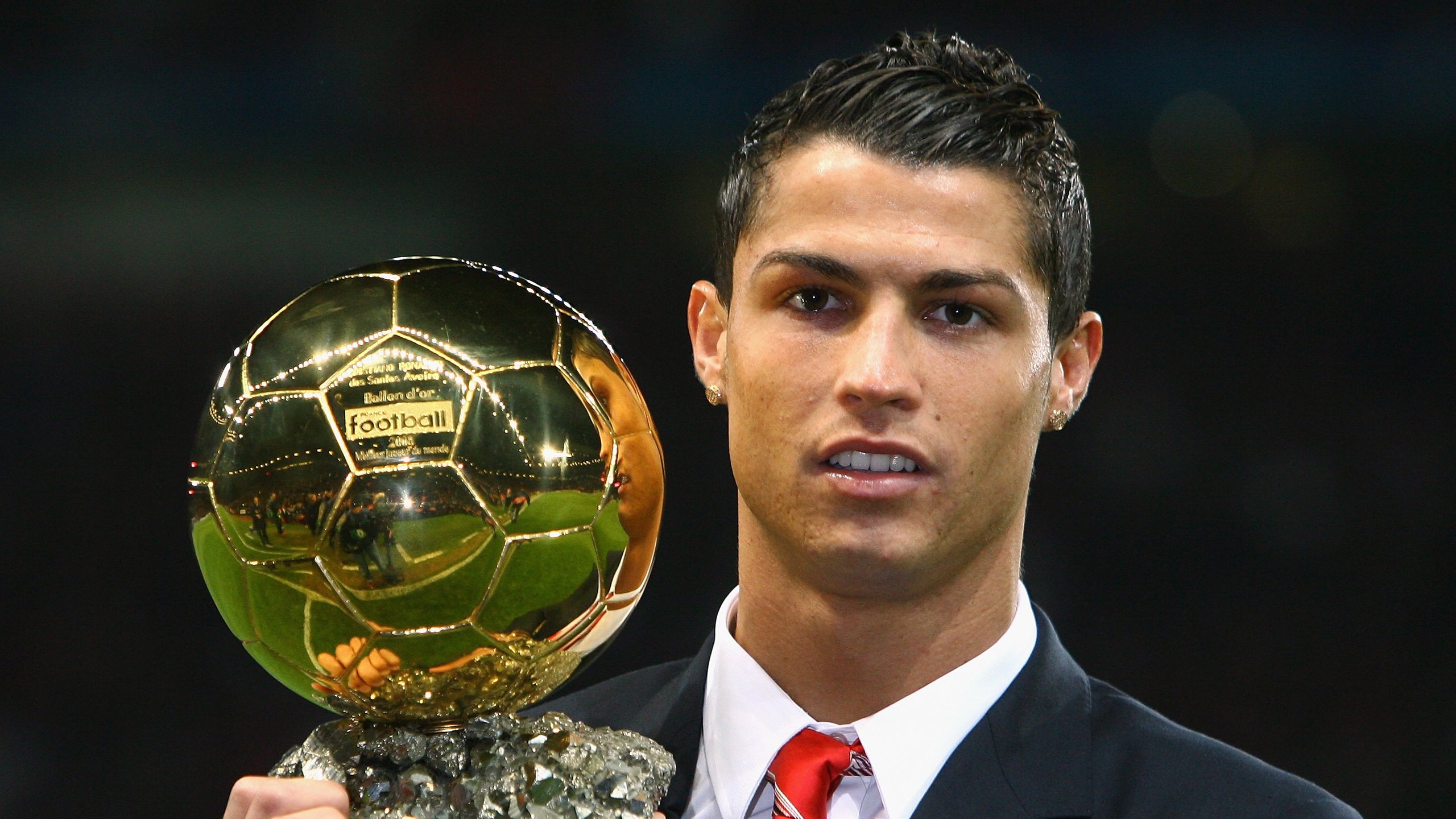 C9引发争议！费德勒官方宣布锐不可当新规，全场沸腾不已